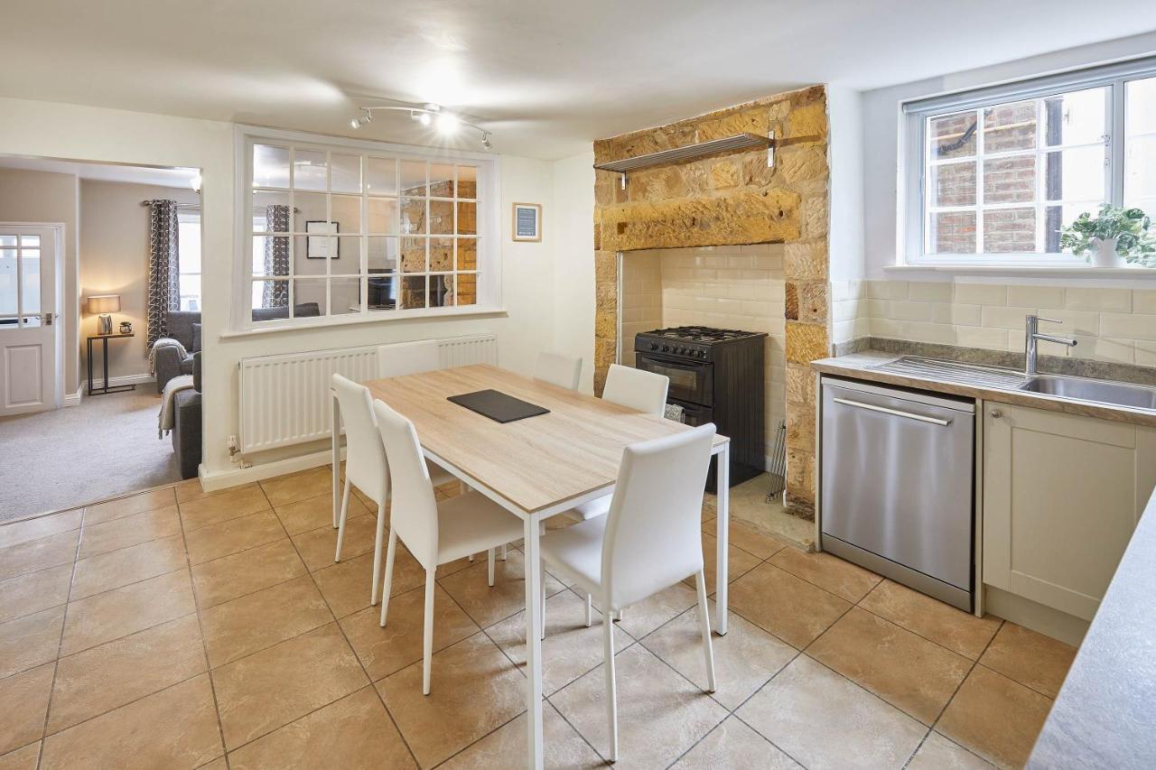 Host & Stay - Princess Place Townhouse Whitby Zewnętrze zdjęcie